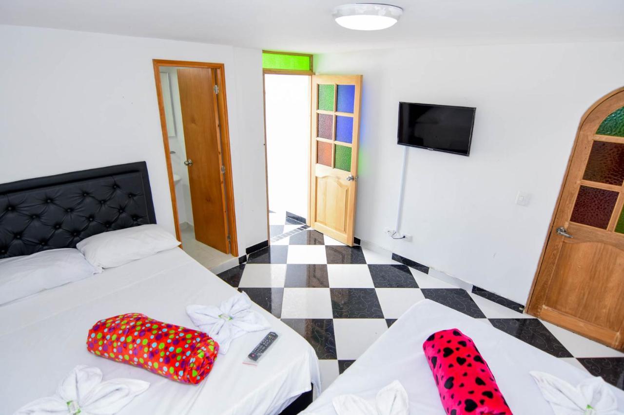 Hotel El Paisaje Guatapé エクステリア 写真