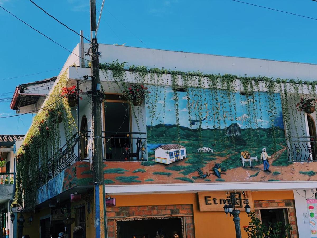 Hotel El Paisaje Guatapé エクステリア 写真